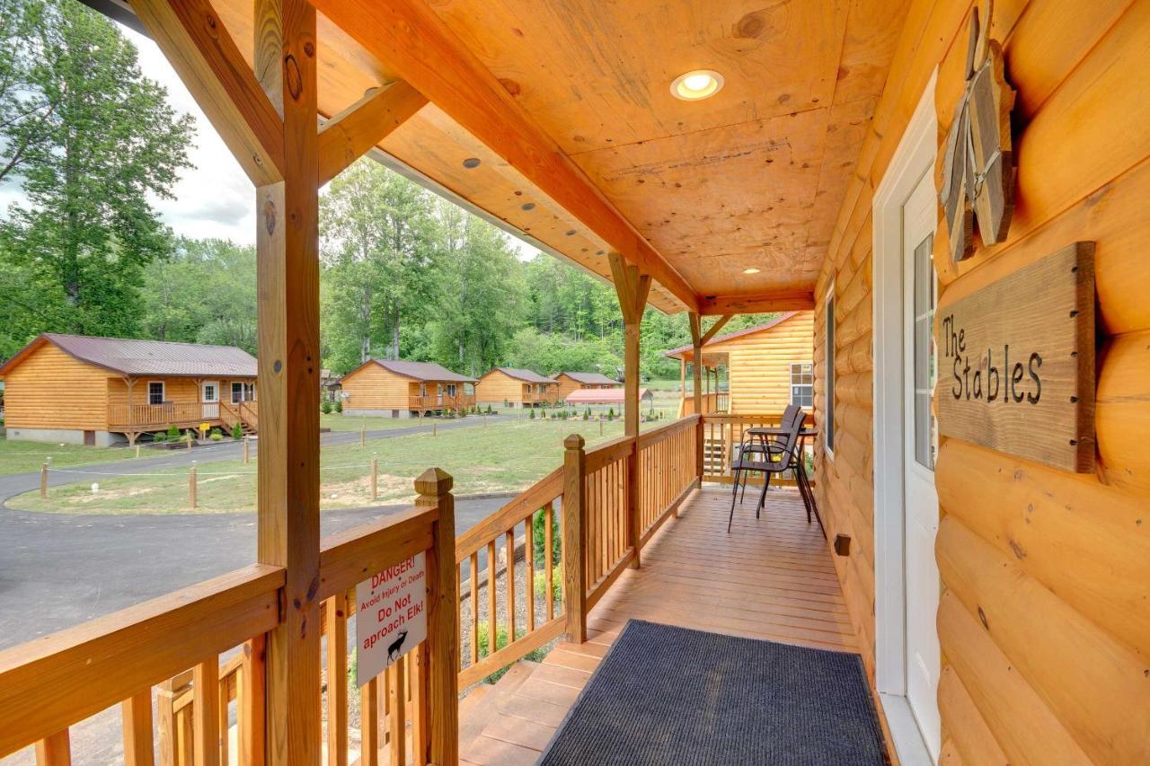 Cozy Bryson City Cabin On Tuck River With Fire Pit! Exterior photo